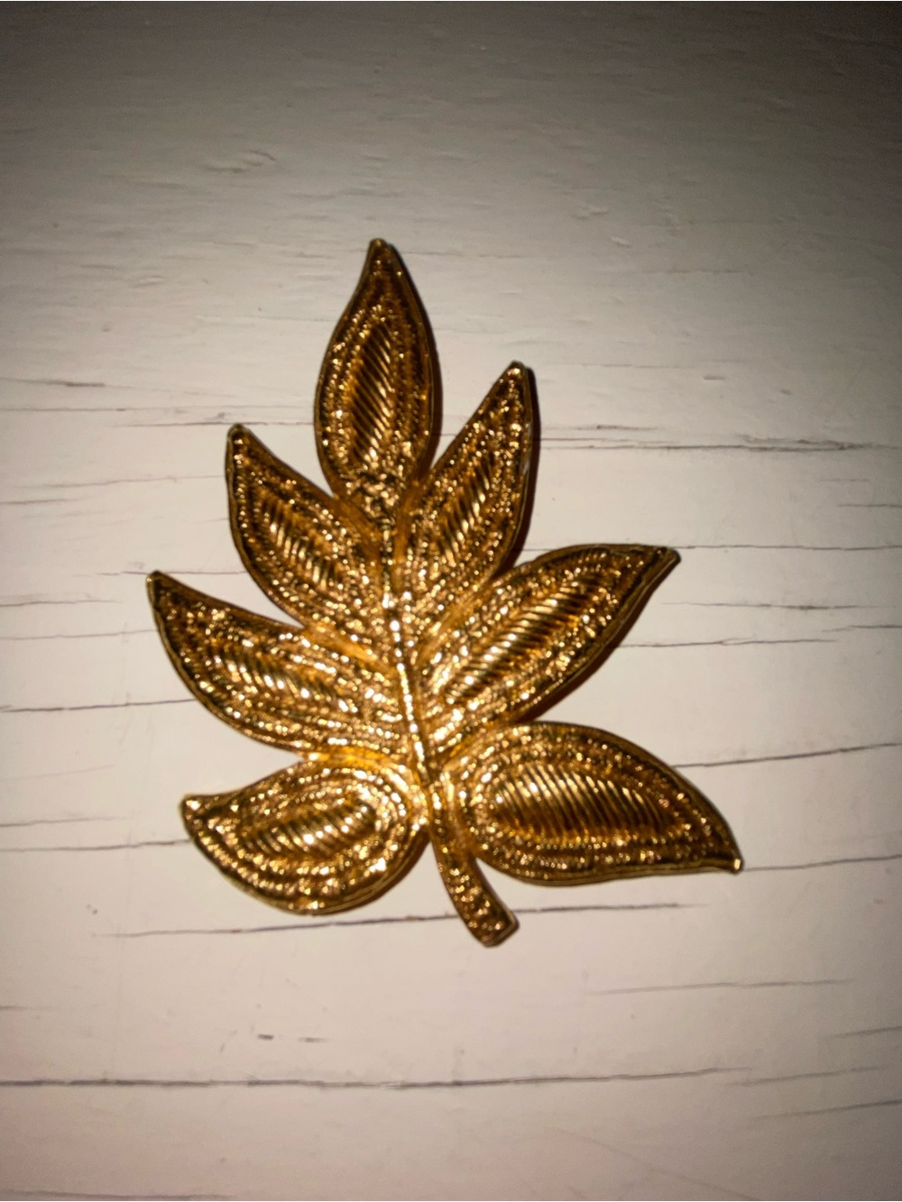 Vintage Dauplaise Gold Leaf Brooch